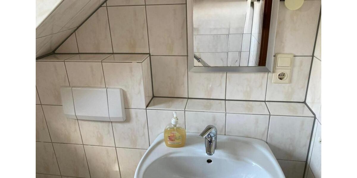 Dachgeschoßwohnung Hückelhoven - 3 Zimmer, 73 m&sup2;, 650&euro; | Angebot:25219281