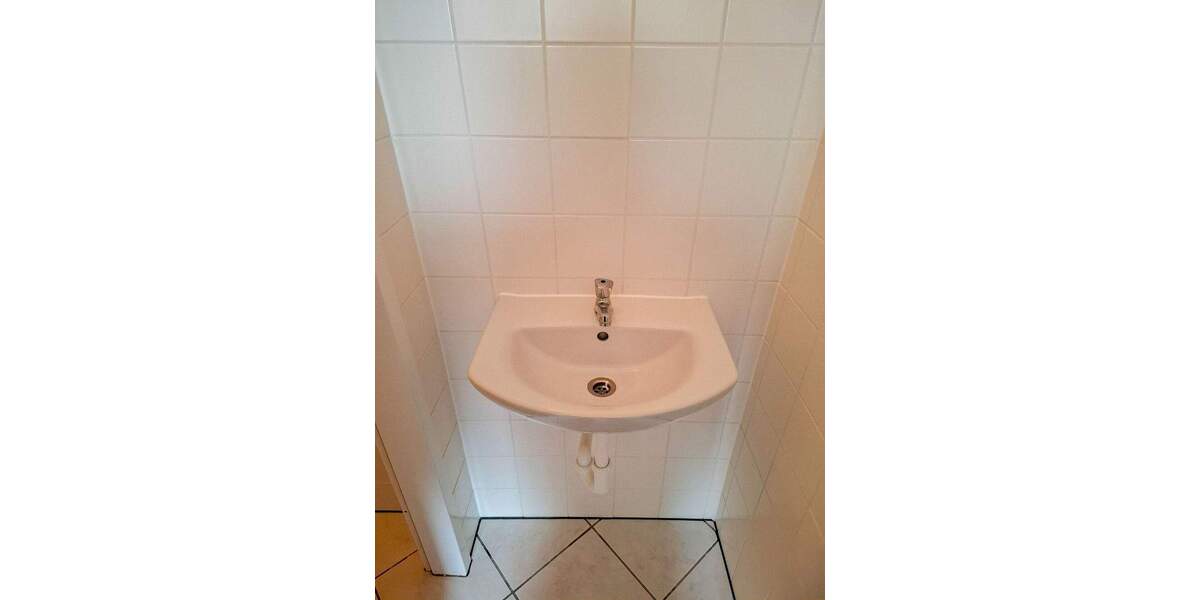 Gewerbeobjekt Übach-Palenberg Übach - 2 Zimmer, 55 m&sup2;, 400&euro; | Angebot:25898960