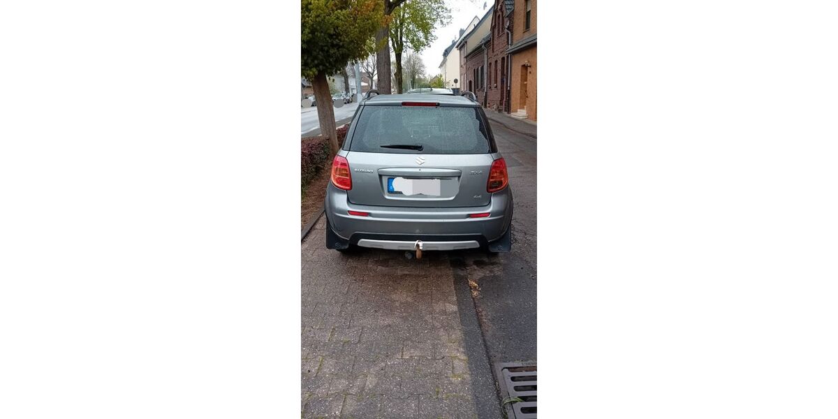 Suzuki SX4 179.000 km 6.400 &euro; Elsdorf 50189