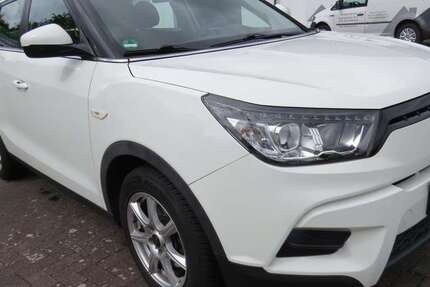SsangYong Tivoli 115.523 km 6.490 &euro; Übach-Palenberg 52531