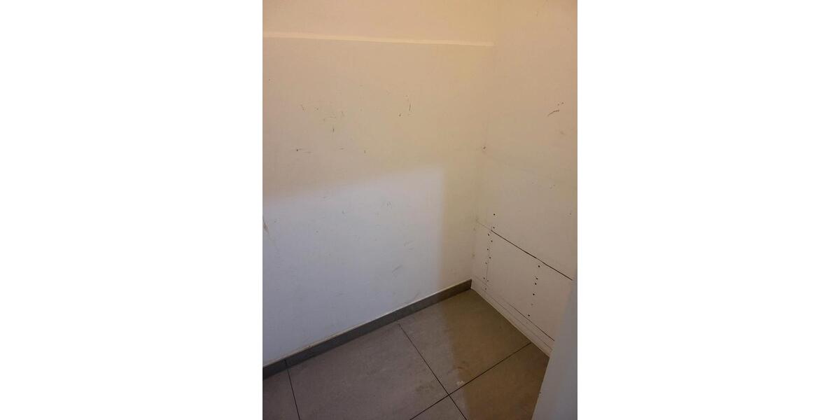 Etagenwohnung Hückelhoven - 4 Zimmer, 100 m&sup2;, 250.000&euro; | Angebot:26719096