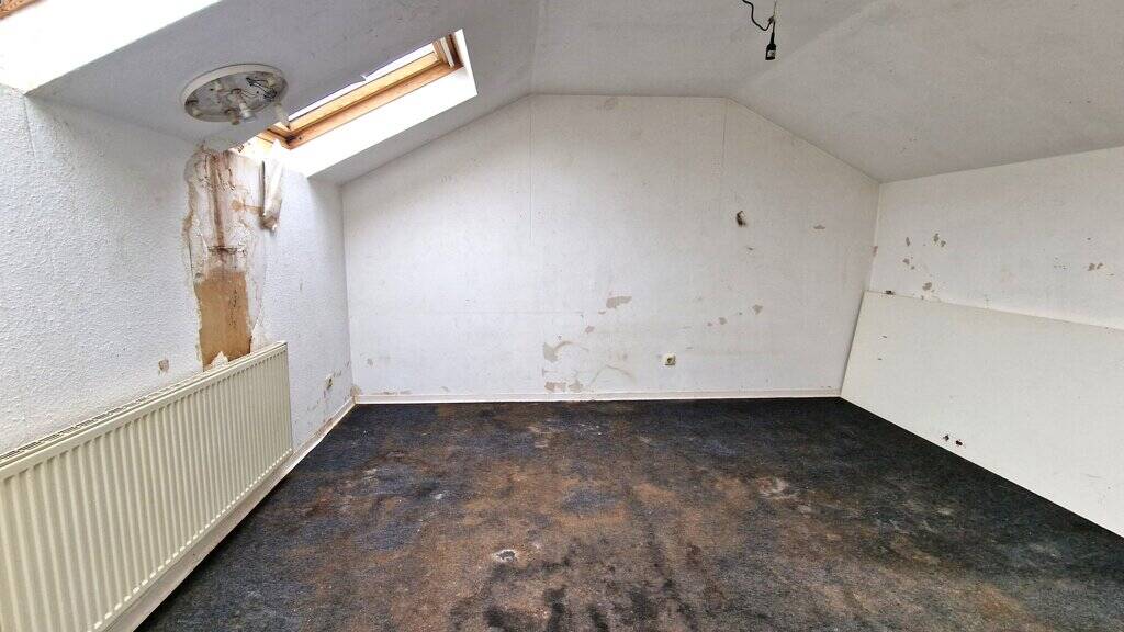 Etagenwohnung Würselen Broichweiden - 5 Zimmer, 144 m&sup2;, 235.000&euro; | Angebot:26557092