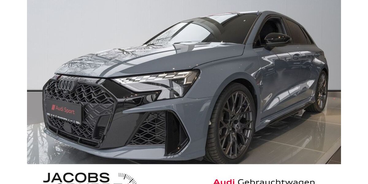 Audi RS3 4.700 km 75.490 &euro; Düren 52351