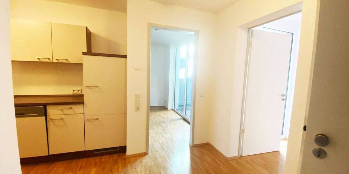 Etagenwohnung Aachen Aachen-Mitte - 2 Zimmer, 70 m&sup2;, 1.070&euro; | Angebot:26229404