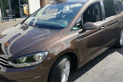 VW Touran 138.000 km 16.000 &euro; Würselen 52146