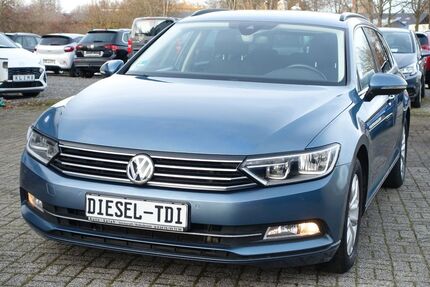 VW Passat Variant 181.000 km 10.790 &euro; Simmerath (bei Aachen) 52152