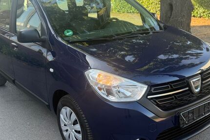 Dacia Lodgy 97.000 km 6.999 &euro; Düren 52349