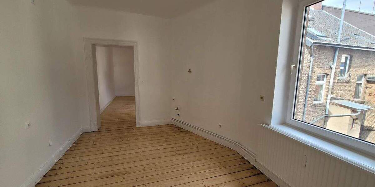 Zimmer Stolberg - 4 Zimmer, 95 m&sup2;, 850&euro; | Angebot:25689244