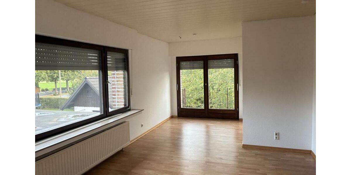 Etagenwohnung Baesweiler - 1 Zimmer, 73 m&sup2;, 555&euro; | Angebot:26003654