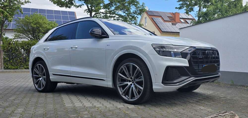 Audi Q8 100.000 km 60.800 &euro; Düren 52351