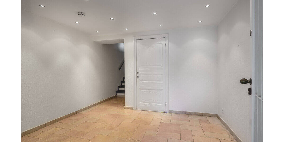 Mehrfamilienhaus, Wohnhaus Aachen Aachen-Mitte - 7 Zimmer, 253 m&sup2;, 995.000&euro; | Angebot:26207189