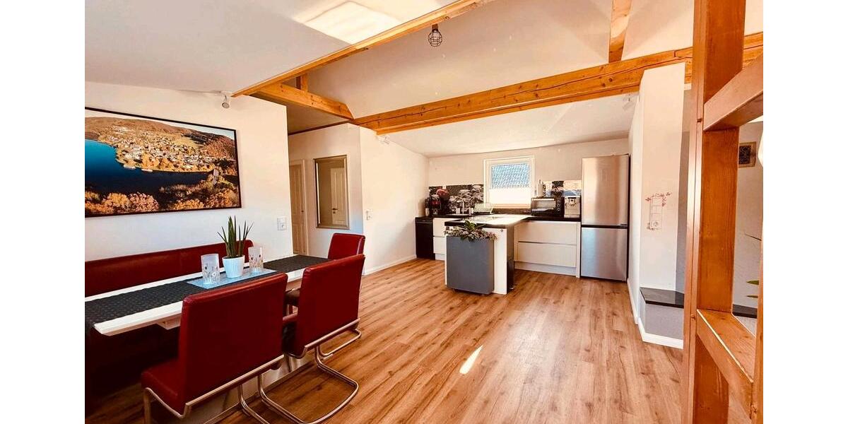 Etagenwohnung Simmerath - 14 Zimmer, 310 m&sup2;, 12.345&euro; | Angebot:26294793