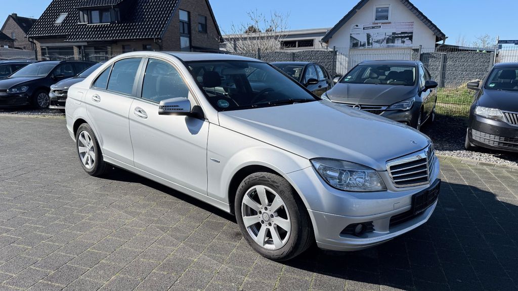 Mercedes-Benz C 200 195.685 km 4.400 &euro; Übach Palenberg 52531