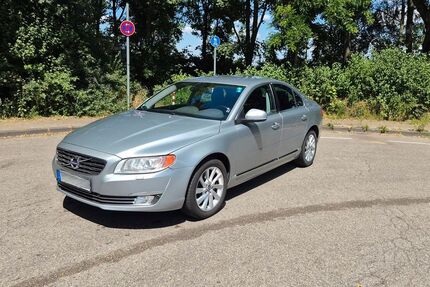Volvo S80 211.000 km 7.950 &euro; Aachen 52078