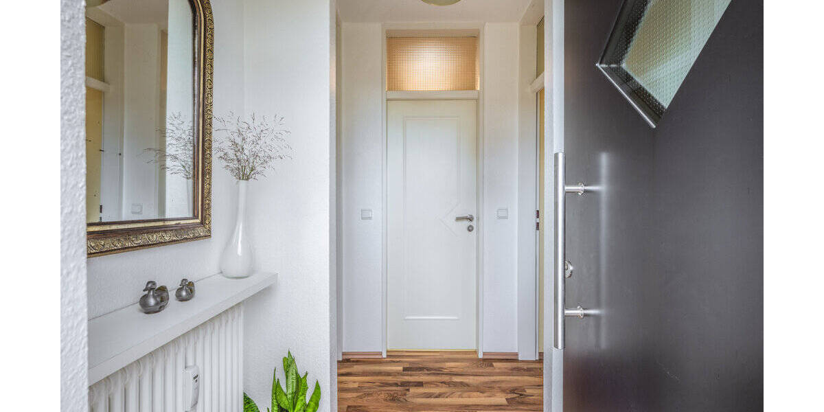 Etagenwohnung Aachen Laurensberg - 3 Zimmer, 96 m&sup2;, 279.000&euro; | Angebot:26207192