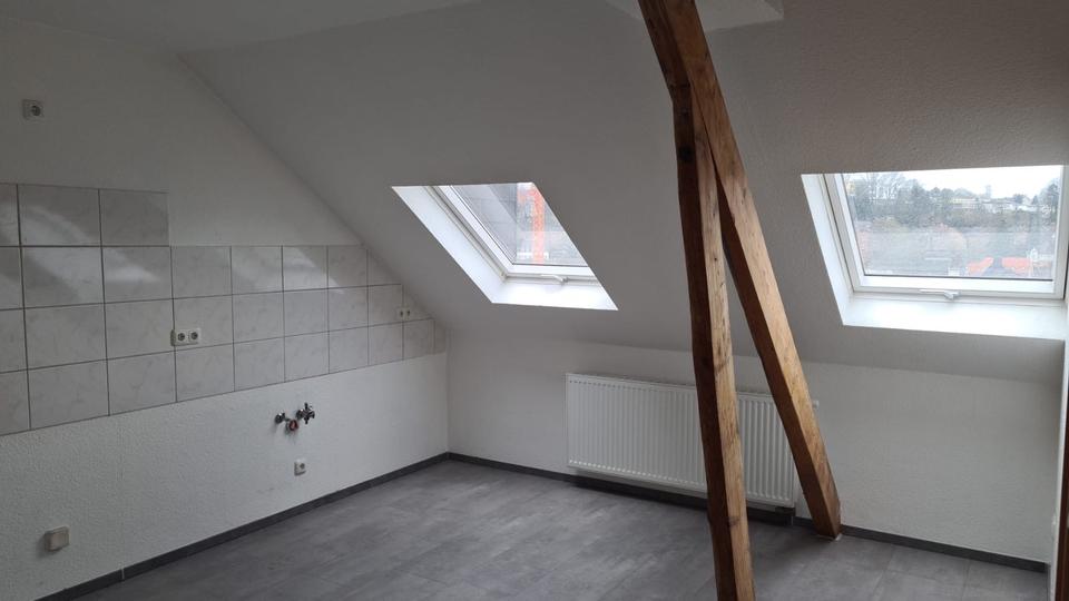 Dachgeschoßwohnung Stolberg (Rheinland) - 2.5 Zimmer, 50 m&sup2;, 570&euro; | Angebot:23762330