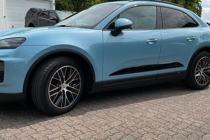 Porsche Macan 13.900 km 84.500 &euro; Übach-Palenberg 52531