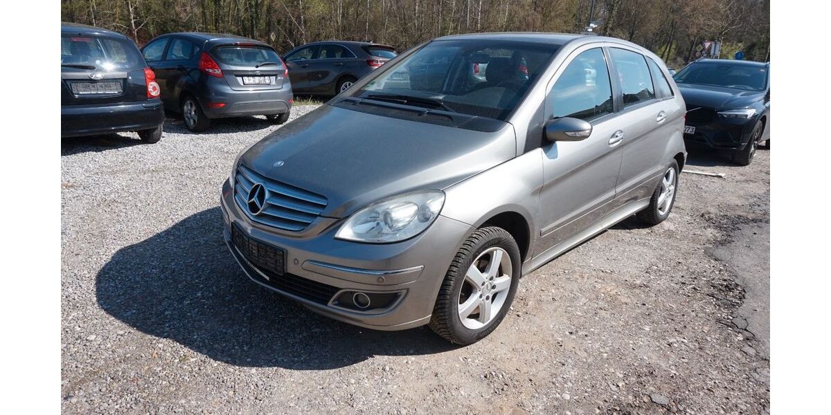 Mercedes-Benz B 150 204.000 km 1.990 &euro; ESCHWEILER - KINZWEILER 52249