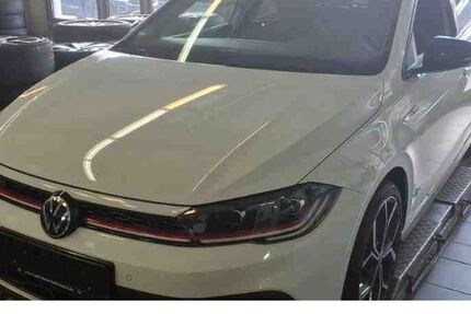 VW Polo 28.123 km 26.570 &euro; Aachen 52078