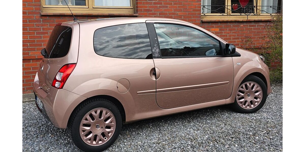 Renault Twingo 128.687 km 3.990 &euro; Baesweiler 52499