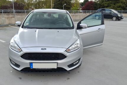 Ford Focus 42.000 km 7.950 &euro; Eschweiler 52249