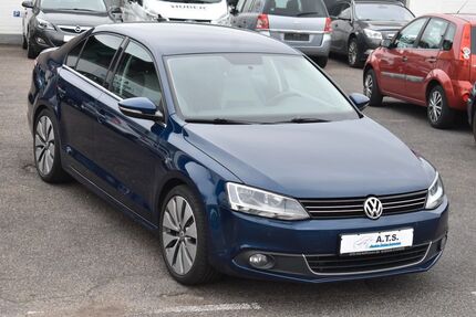 VW Jetta 220.000 km 5.190 &euro; Hückelhoven 41836