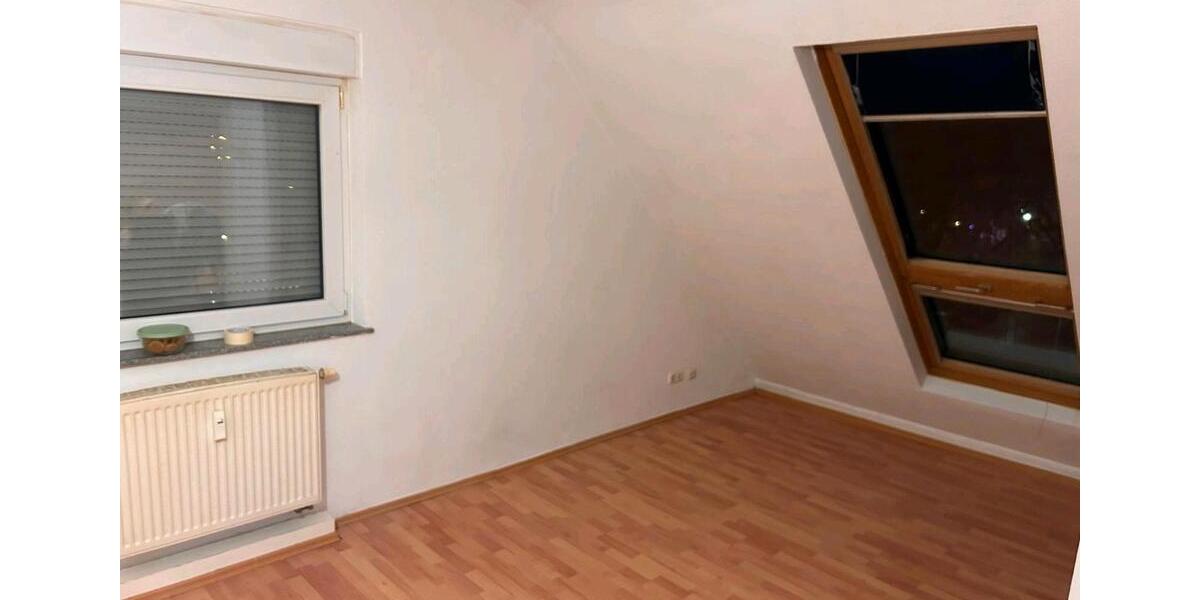 Dachgeschoßwohnung Herzogenrath - 2 Zimmer, 63 m&sup2;, 850&euro; | Angebot:25406244