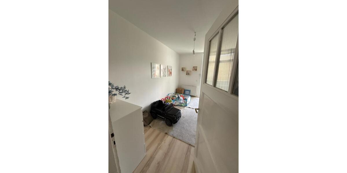 Etagenwohnung Stolberg (Rheinland) - 3 Zimmer, 80 m&sup2;, 980&euro; | Angebot:25975625