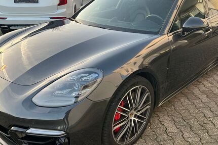 Porsche Panamera 159.800 km 54.700 &euro; Aachen 52078
