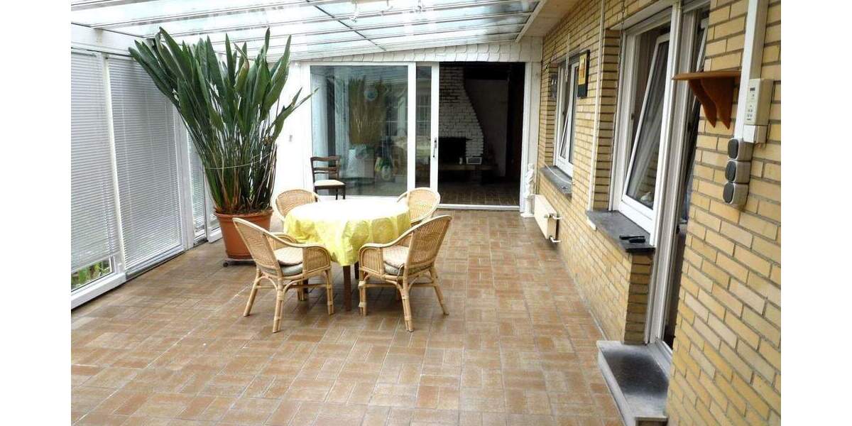 Bungalow Baesweiler - 5 Zimmer, 150 m&sup2;, 300.000&euro; | Angebot:25671392