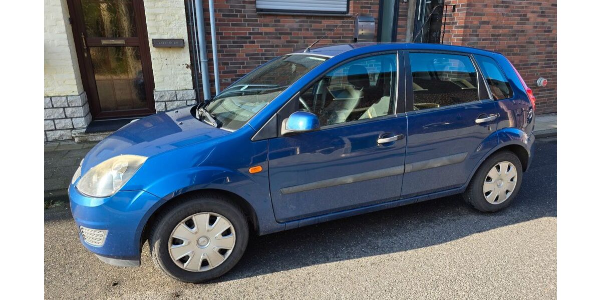 Ford Fiesta 140.326 km 1.900 &euro; Titz 52445
