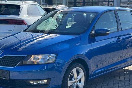 Skoda Rapid 88.055 km 10.990 &euro; Düren 52351