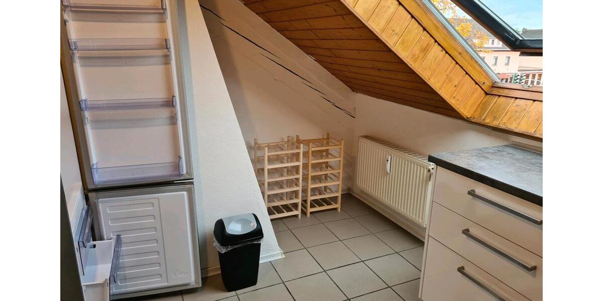 Dachgeschoßwohnung Düren Distelrath - 3 Zimmer, 86 m&sup2;, 670&euro; | Angebot:26577541