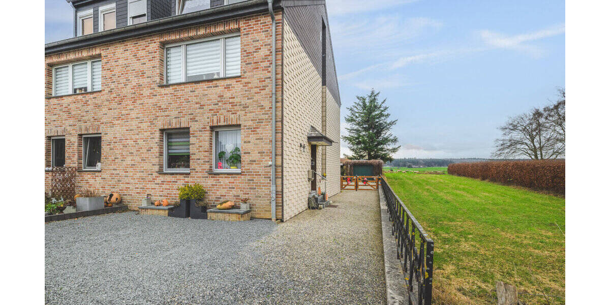 Einfamilienhaus Stolberg Breinig - 6 Zimmer, 140 m&sup2;, 375.000&euro; | Angebot:26192235