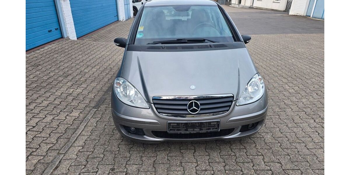 Mercedes-Benz A 160 174.000 km 2.500 &euro; Aachen 52068