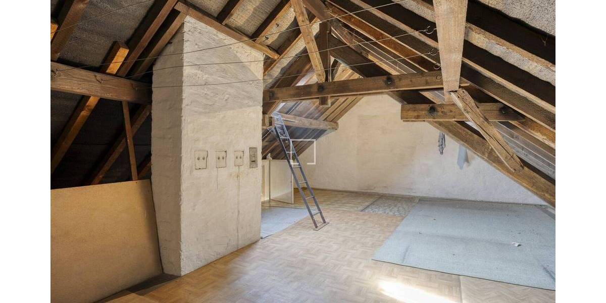 Reihenmittelhaus Aachen Aachen-Mitte - 5 Zimmer, 131 m&sup2;, 449.000&euro; | Angebot:26065240