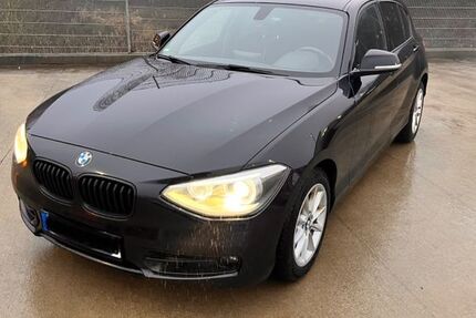BMW 118 203.000 km 6.999 &euro; Aachen 52066